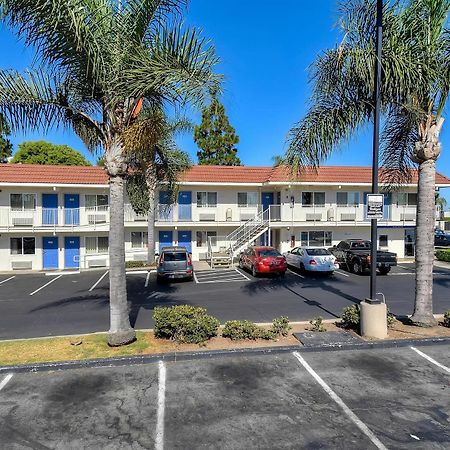 Motel 6-Long Beach, Ca - Los Angeles Екстериор снимка